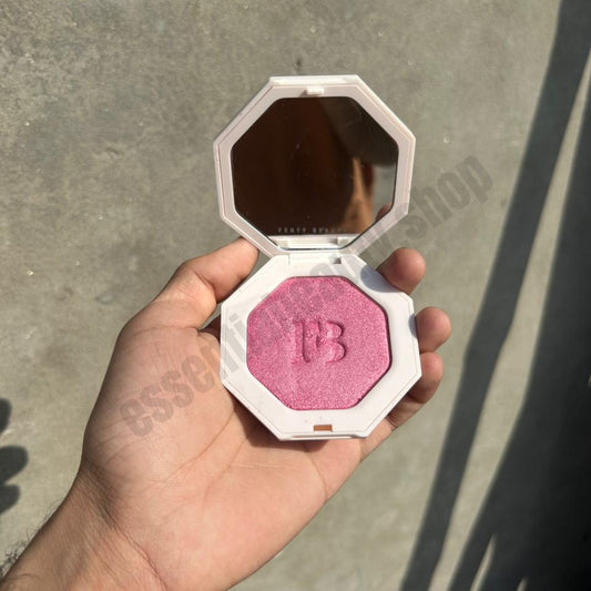 Fenty Beauty - Killawatt Freestyle Highlighter